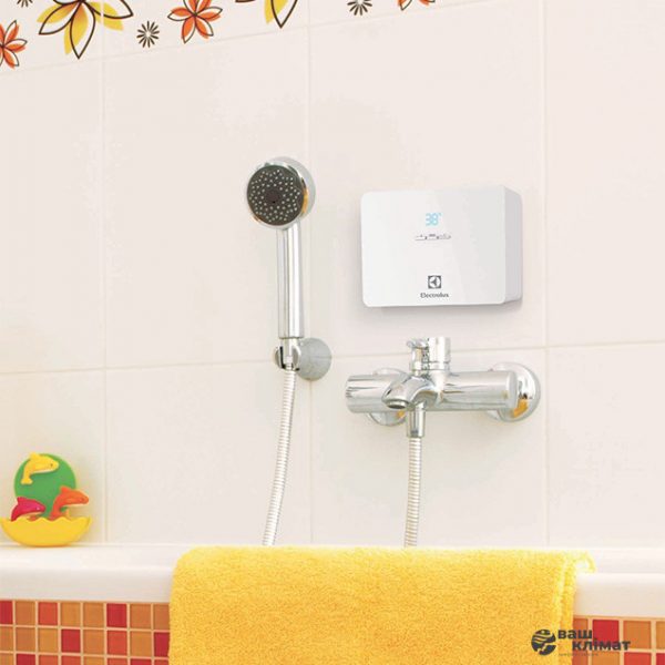Водонагрівач проточний Electrolux NPX 4 Aquatronic Digital 2.0 - Зображення 3